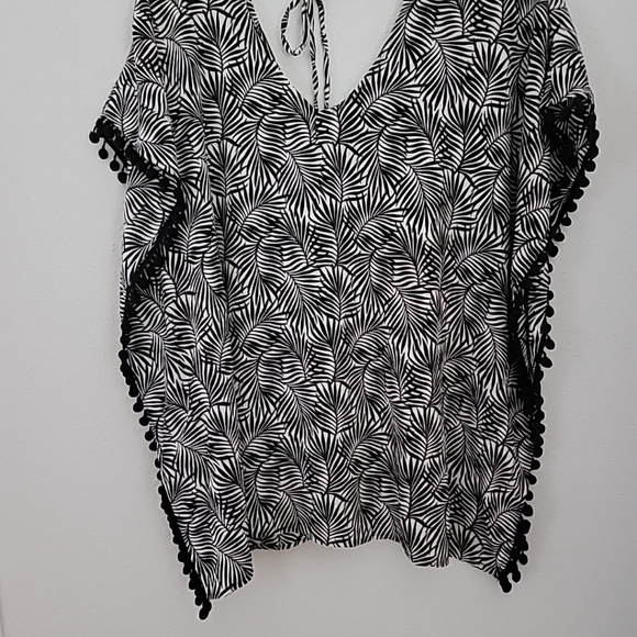 Faded Rose Black & WhitePalm Frond Design Swim Suit Cover Up Size Large - Picture 5 of 6